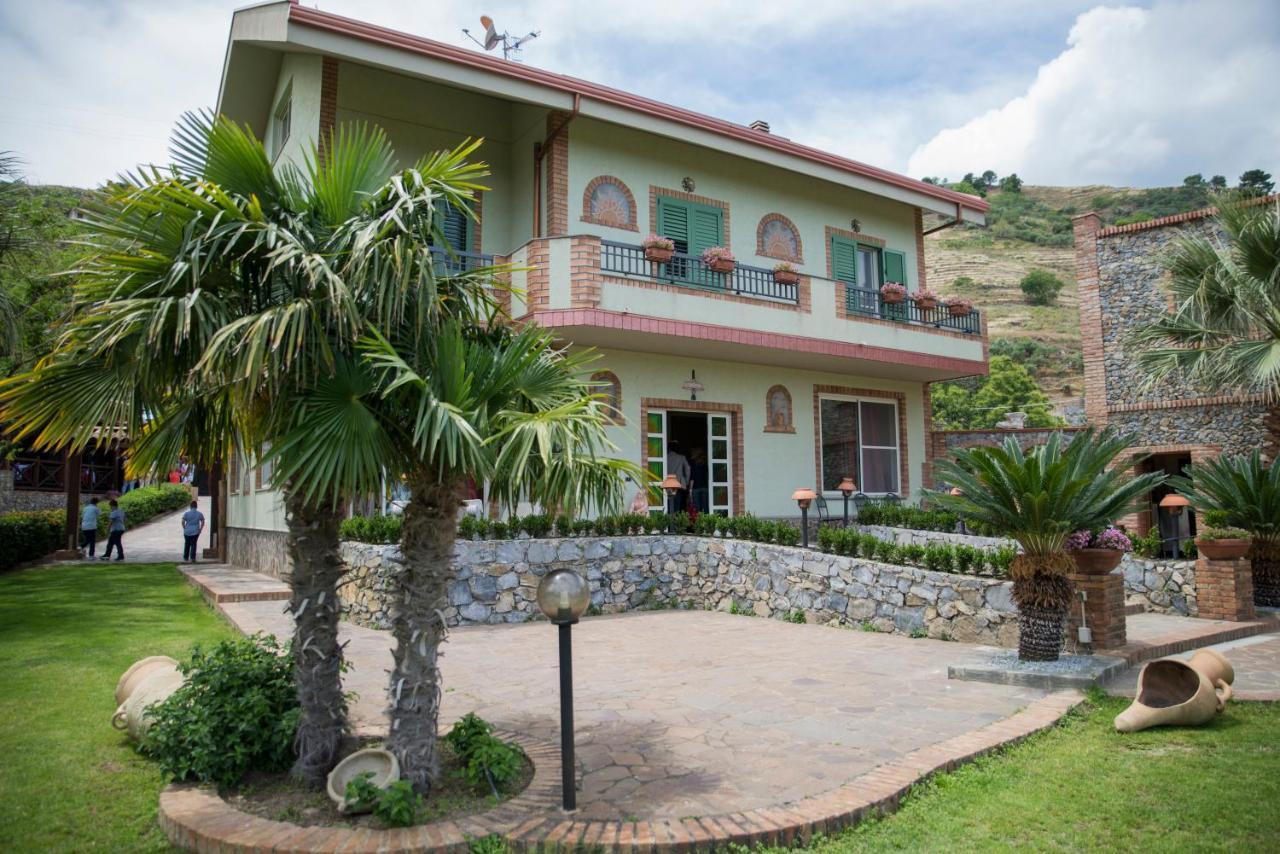 B&B Villa Alba Messina Bagian luar foto