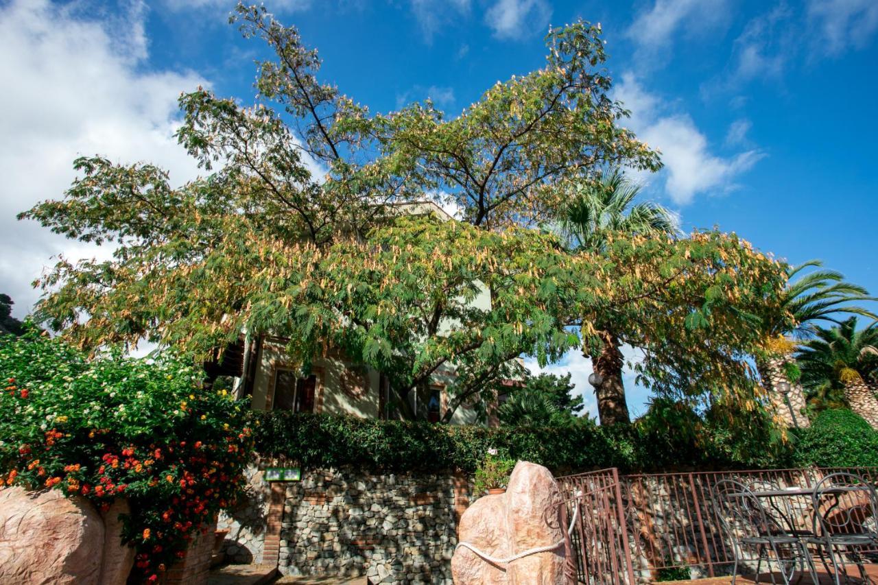 B&B Villa Alba Messina Bagian luar foto