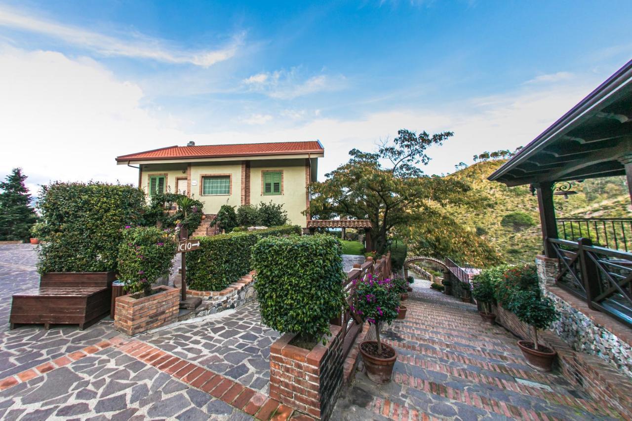 B&B Villa Alba Messina Bagian luar foto